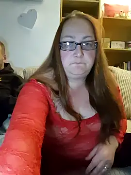 Luscious-LucyXX online show from April 2026 07:38:02 PM