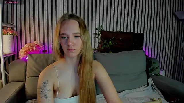 Casey Sweeet online show from March 2026 09:13:01 AM