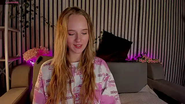 Casey Sweeet online show from June 2026 09:22:01 AM