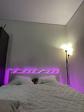 Snapshot of TiffaNoel chatting on October 2025 04:29:01 PM TiffaNoel online show from October 2025 04:29:01 PM