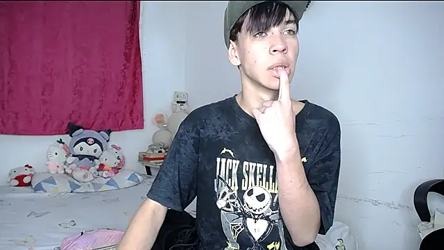 lucky stricke online show from October 2025 03:40:01 AM