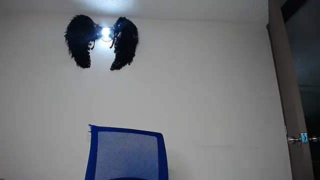 lucky stricke online show from October 2025 04:03:02 AM