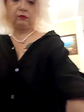 SquirtMilf00 online show from March 2025 01:31:02 AM