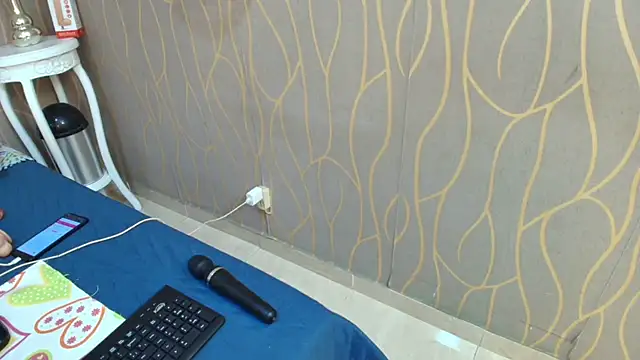 katybrownss online show from October 2025 08:35:01 AM