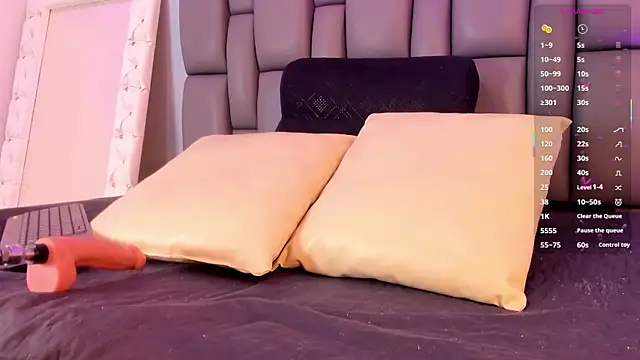 Snapshot of _jasmine_blush chatting on September 2025 01:33:02 PM jasmine blush online show from September 2025 01:33:02 PM