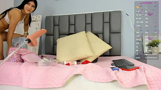 Snapshot of _jasmine_blush chatting on September 2025 02:08:01 PM jasmine blush online show from September 2025 02:08:01 PM