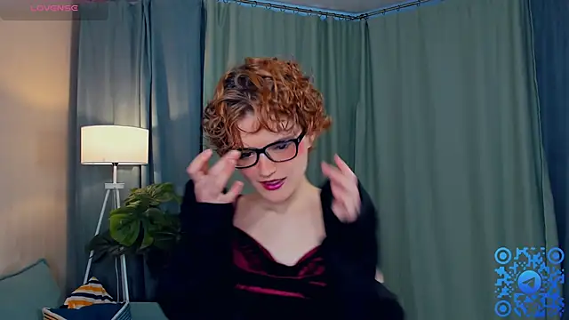 EdlinGathright online show from October 2025 05:10:01 AM