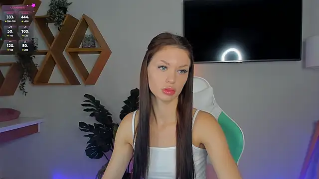 Snapshot of Cherry___Kiss chatting on May 2026 06:22:02 AM Cherry Kiss online show from May 2026 06:22:02 AM