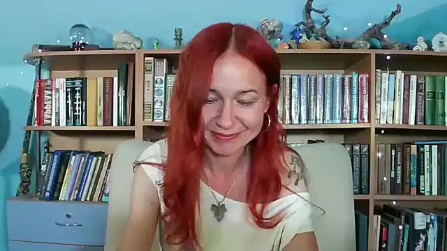 Foxilady357 online show from June 2026 02:21:02 PM