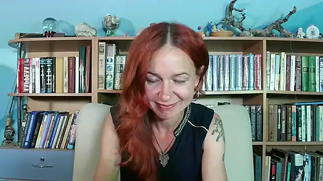 Foxilady357 online show from July 2026 01:52:02 PM