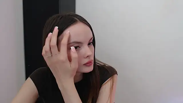 Ariella ari online show from September 2025 12:40:01 PM