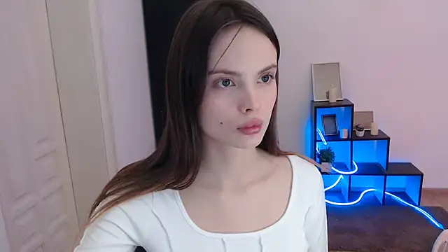 Ariella ari online show from December 2025 01:31:01 PM