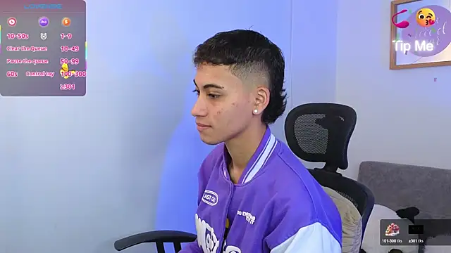 yulian vasquez online show from September 2025 12:21:02 PM