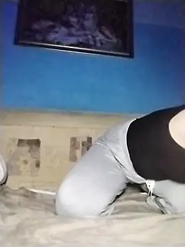 Viktoriia27 online show from March 2026 07:30:01 PM