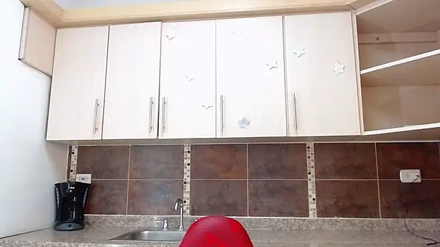 EMMA ROGGER online show from October 2025 05:13:02 PM