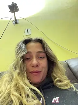 blond-96 online show from November 2025 02:06:01 AM