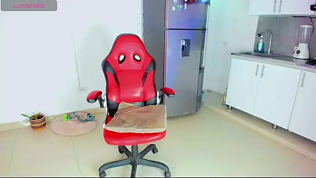 alexandra cute online show from April 2026 09:19:01 PM