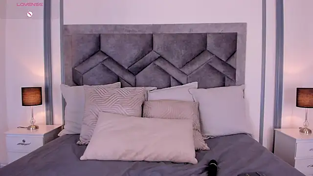 Snapshot of lucianacohelo chatting on September 2025 01:22:02 PM lucianacohelo online show from September 2025 01:22:02 PM