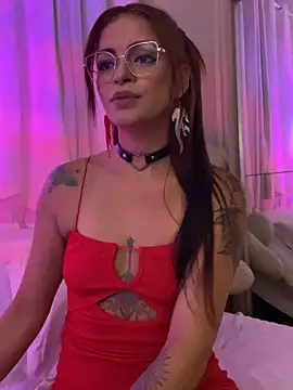 TayllorSweet  online show from April 2026 12:31:01 AM