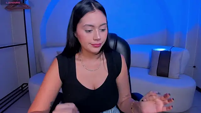 AmbarJames  online show from October 2025 12:03:01 PM