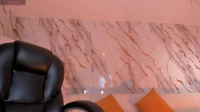 SophieHouston  online show from May 2026 04:10:02 AM