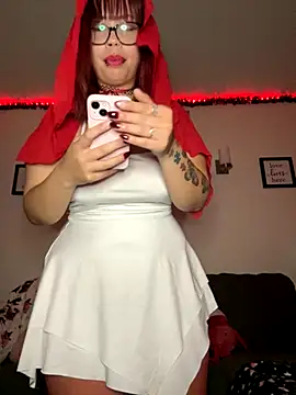 Snapshot of moan4mona chatting on October 2025 03:01:02 AM moan4mona online show from October 2025 03:01:02 AM