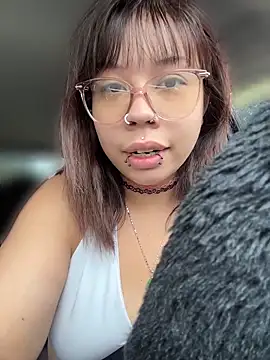 Snapshot of moan4mona chatting on June 2026 03:01:02 PM moan4mona online show from June 2026 03:01:02 PM