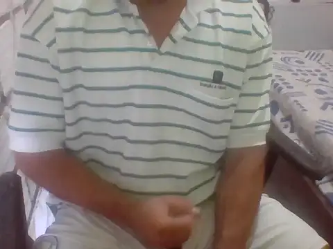 santiii   12 online show from December 2025 05:09:01 PM