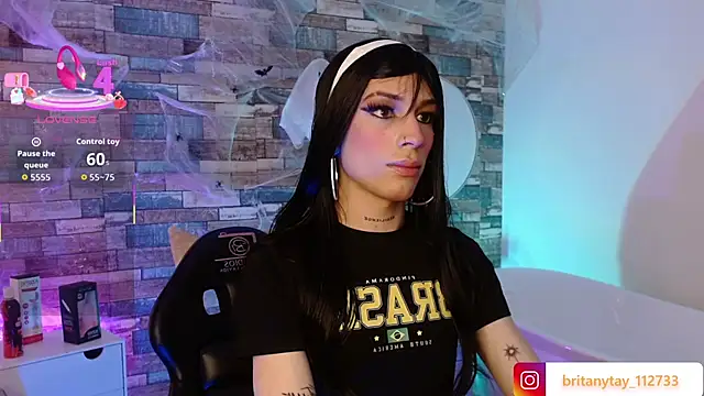 boyfox tay online show from November 2025 05:07:01 AM