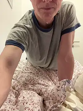 SexyLeon8 online show from March 2025 11:09:01 PM