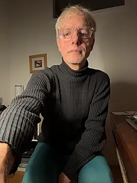 SexyLeon8 online show from January 2026 04:42:02 PM