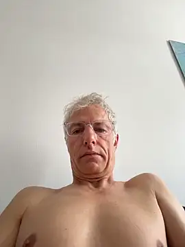Snapshot of SexyLeon8 chatting on June 2026 06:38:02 AM SexyLeon8 online show from June 2026 06:38:02 AM
