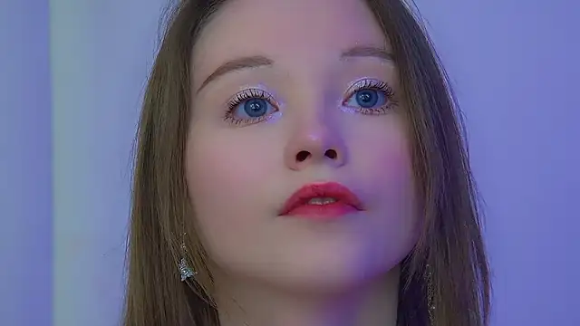 KeiraAsti online show from March 2026 06:25:01 PM