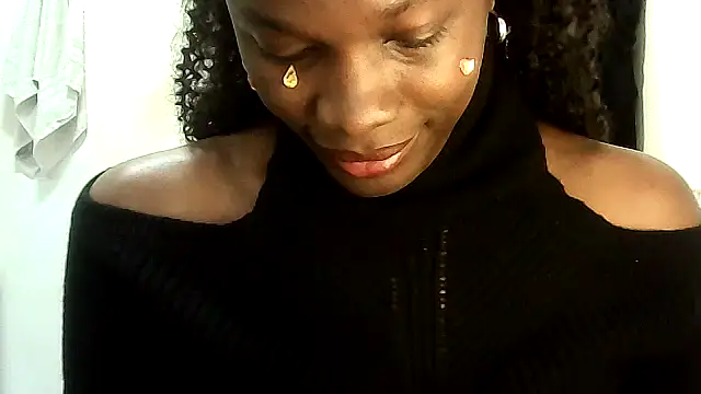 Snapshot of Chatdoll2 chatting on September 2025 12:18:01 PM Chatdoll2 online show from September 2025 12:18:01 PM