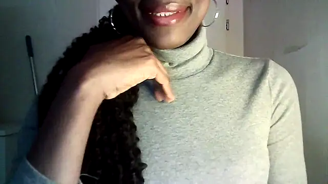 Snapshot of Chatdoll2 chatting on October 2025 03:34:02 PM Chatdoll2 online show from October 2025 03:34:02 PM