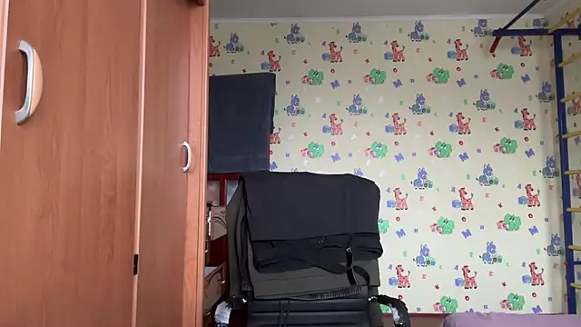 chiraq1945 online show from December 2025 07:48:02 AM