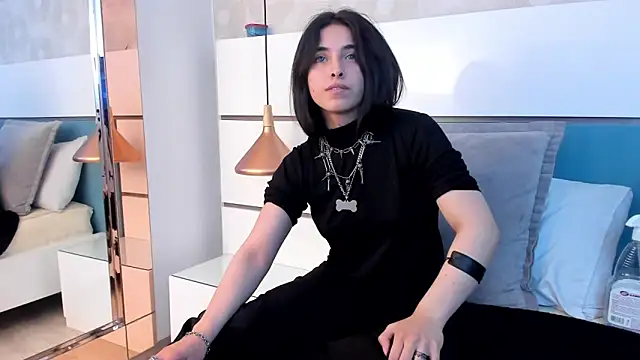 Ashkoreh online show from November 2025 06:32:01 PM