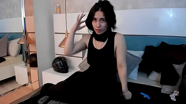 Ashkoreh online show from July 2026 09:17:01 PM