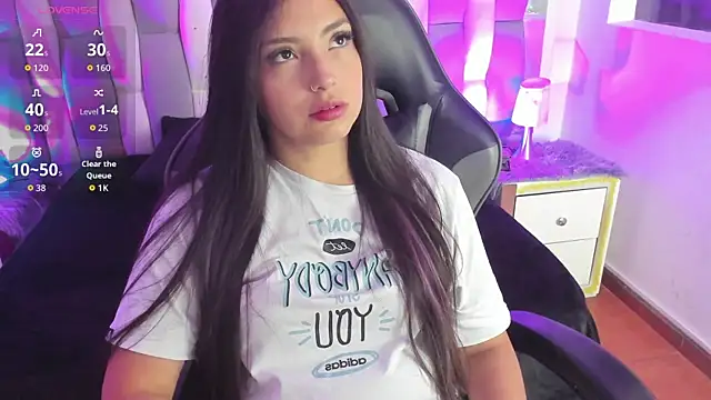 Adaara Rey online show from November 2025 05:01:01 PM