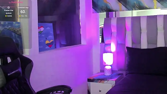 Adaara Rey online show from January 2026 07:18:01 PM