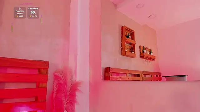 aisha duque online show from November 2025 07:38:01 PM