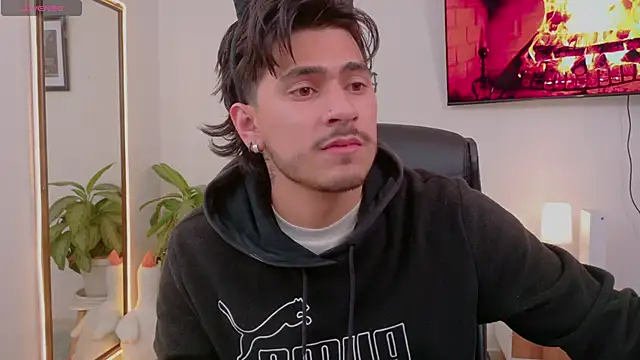 Elian savoy online show from September 2025 12:54:02 AM