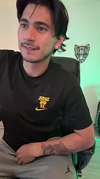 Elian savoy online show from April 2026 01:33:01 AM