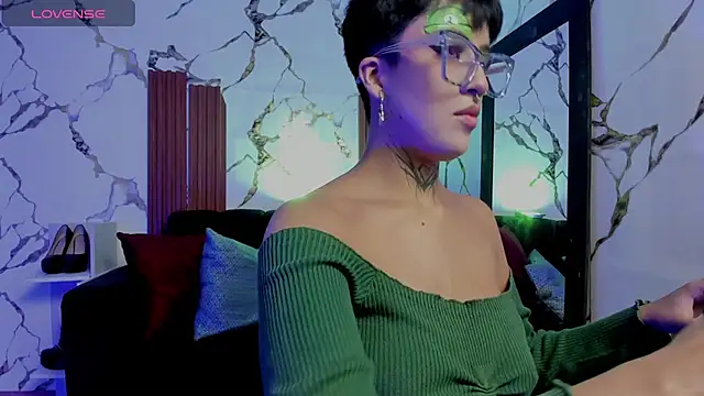 Rebeka-baker online show from October 2025 01:20:01 PM