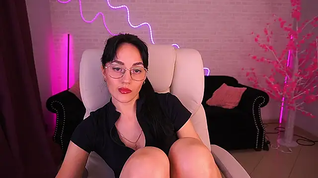 EviLune online show from January 2026 09:17:02 PM