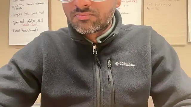 pranastro00 online show from April 2026 10:52:01 AM