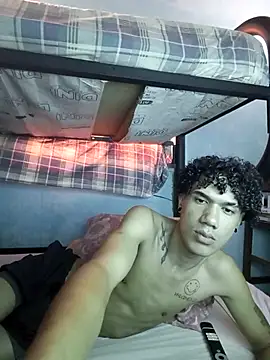 Gabriel Stone online show from October 2025 07:02:01 PM