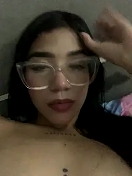 ElaRose 12 online show from November 2025 10:19:01 PM