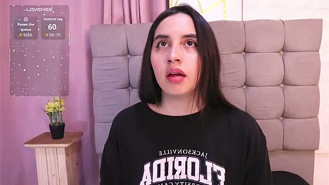 kaylee lee online show from September 2025 04:12:02 AM