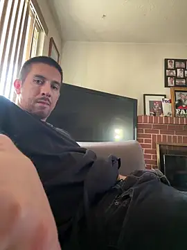 Snapshot of himNIGuys chatting on November 2025 09:58:01 PM himNIGuys online show from November 2025 09:58:01 PM